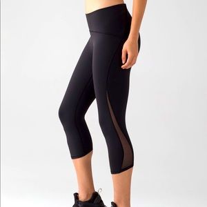 Lululemon Train Time Crops